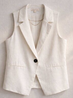 Ivory Tailored Vest Minimal Sleeveless Blazer Structured Size M NWOT